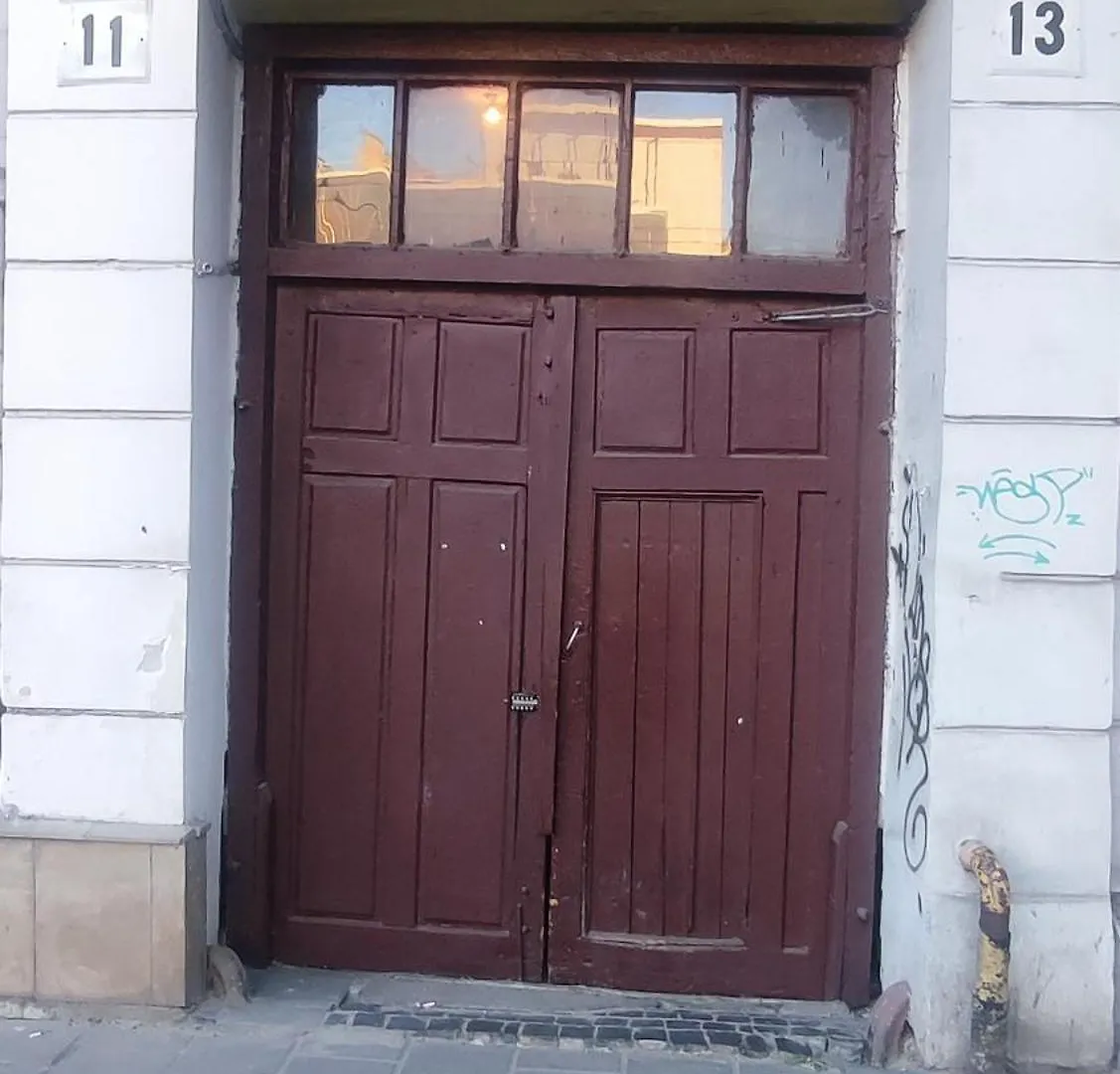 Best Apartment Plosha Rynok Lviv 0*,